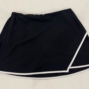 Women’s YPB by Abercrombie Elegant Black Wrap Skirt size Large